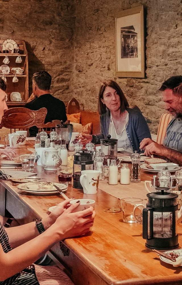 Olivers Lodge Breakfast v3